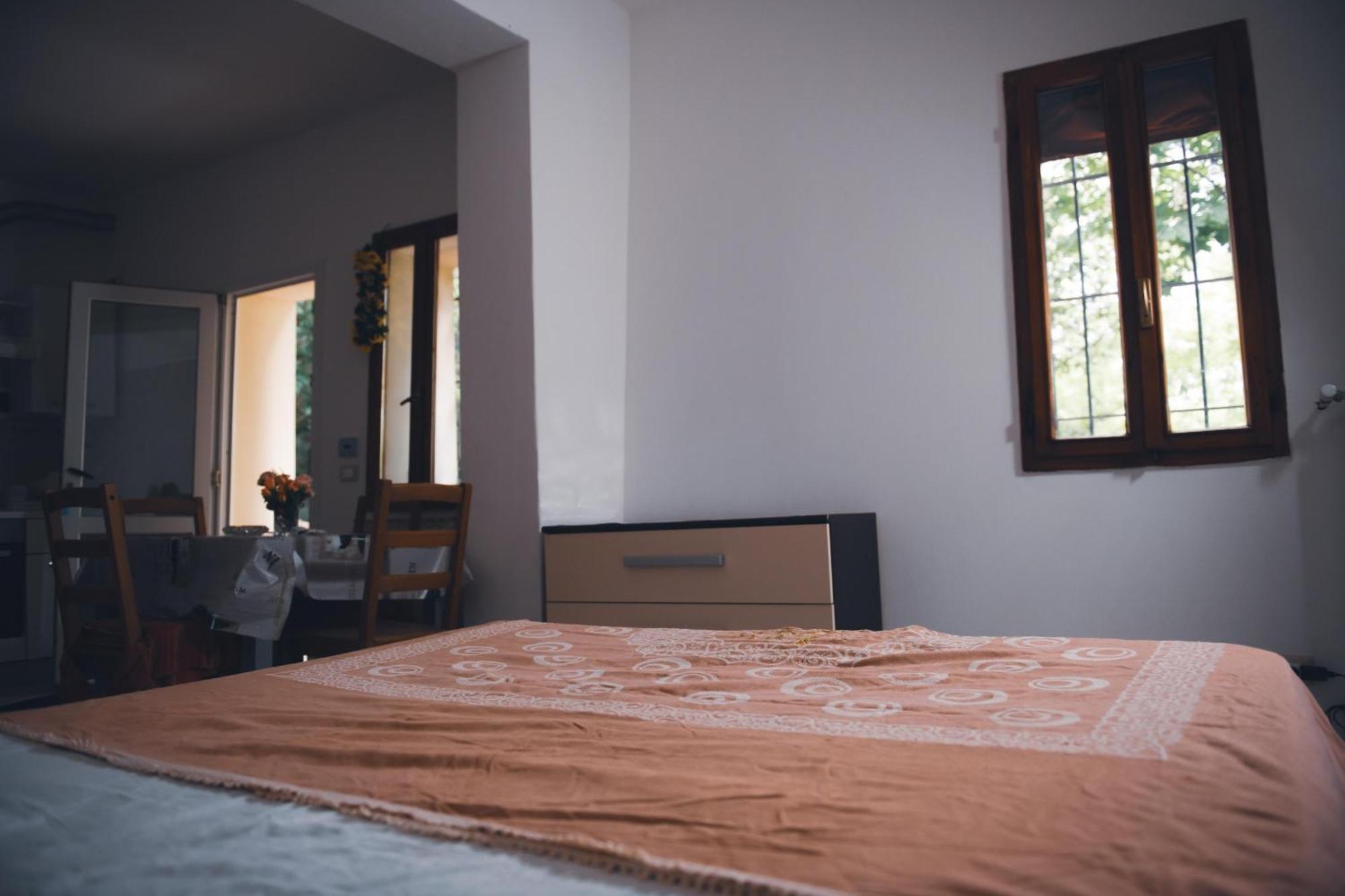 Home Peterpan, B&B Direttamente Sulla Piazza Casal Fiumanese Exterior foto